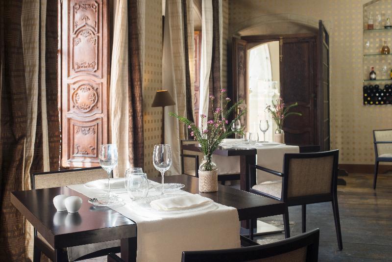 Palacio De Aviles Affiliated By Melia Dış mekan fotoğraf Restaurant "La Perruche"